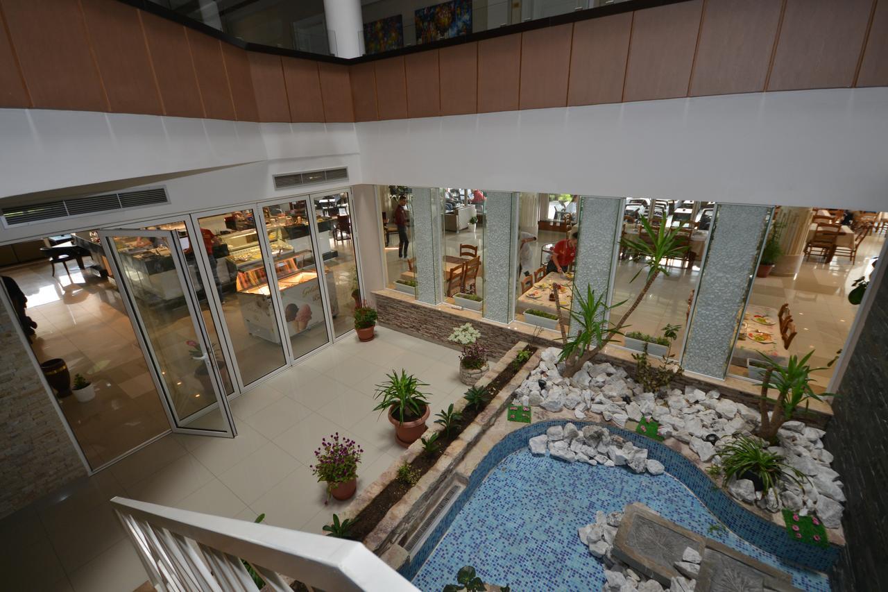 Hotel Veri Peshkopi Экстерьер фото